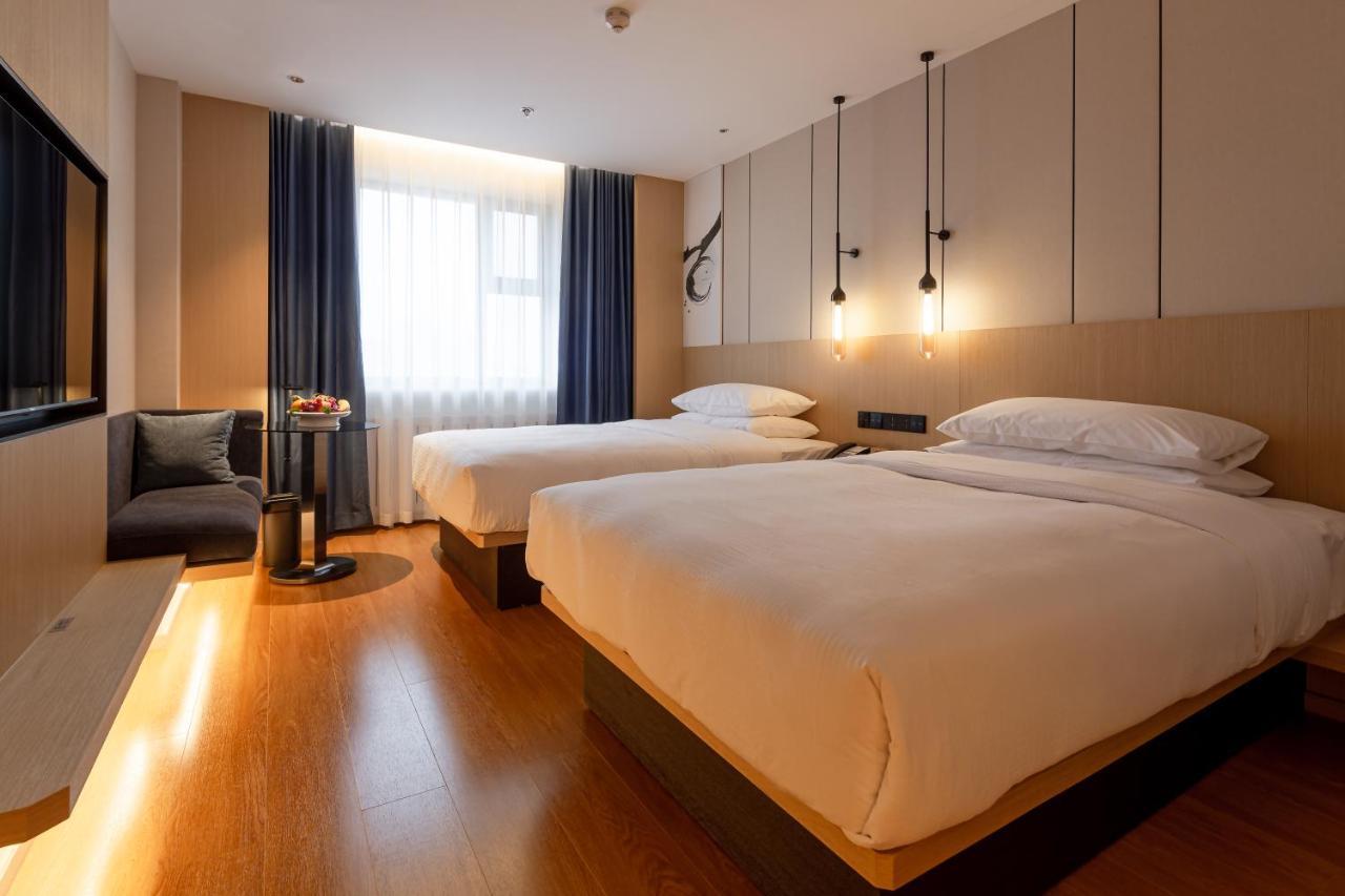 Отель Fairfield By Marriott Harbin Downtown Экстерьер фото