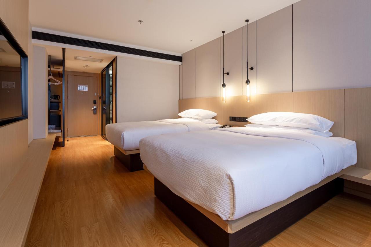 Отель Fairfield By Marriott Harbin Downtown Экстерьер фото